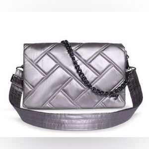 New Lug E/W Shoulder Bag with Chain Strap - Huddle